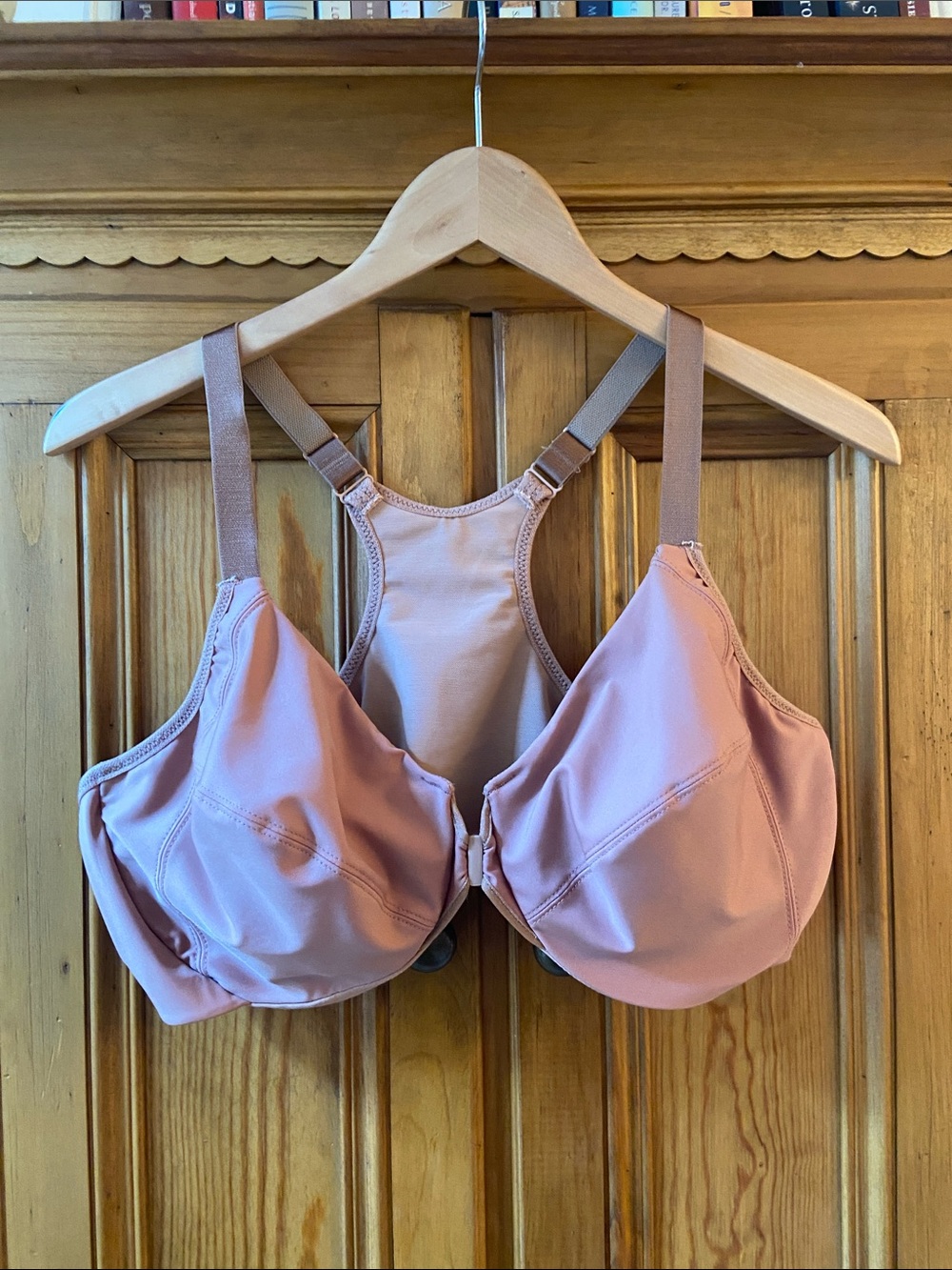 EUC Glamorise 42D Wireless Full Coverage Bra in Mauve Brown